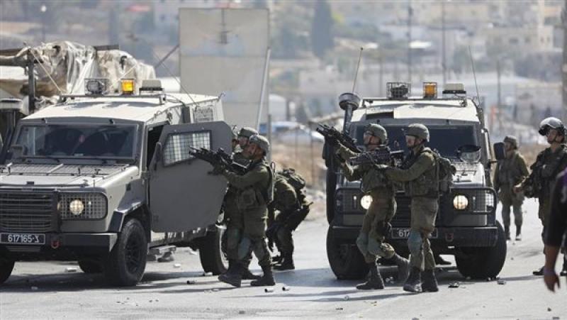 مصادر: القوات الإسرائيلية تقتحم جنين وتحاصر مخيمها