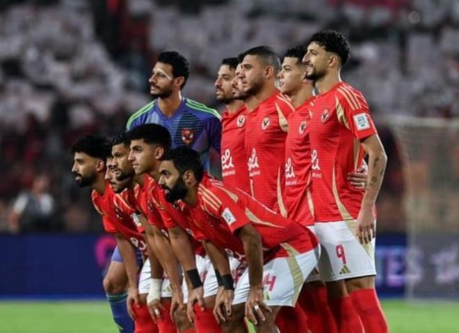 الأهلي يتوج بأول كأس في إنتركونتيننتال بثلاثية أمام العين الاماراتى