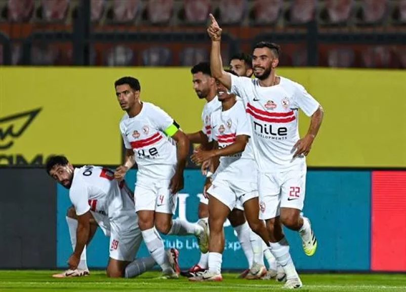 الزمالك ينتزع صدارة الدورى من المصري
