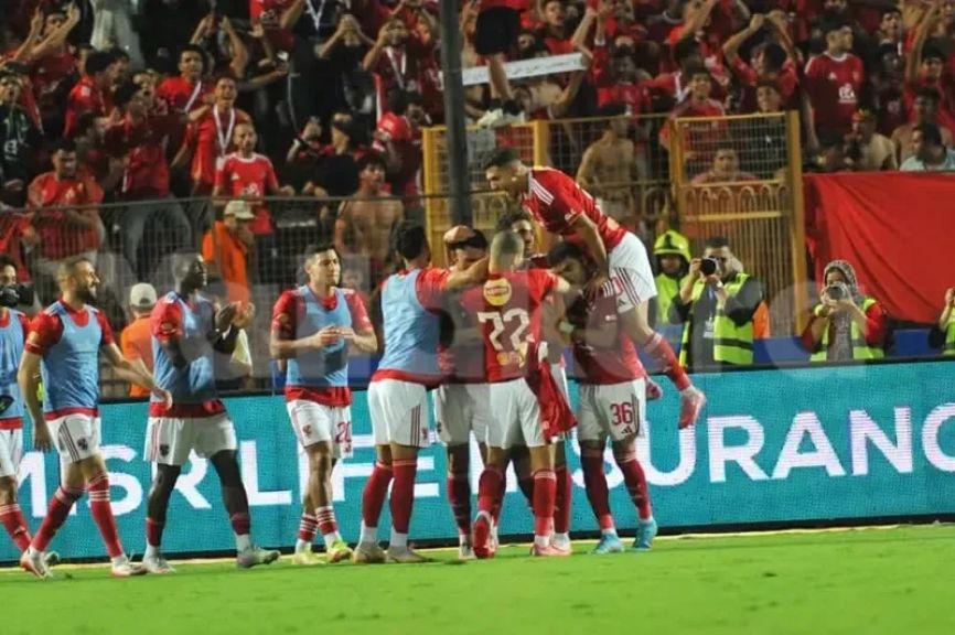 الاهلى يعود أمام الزمالك بأقدام الشحات