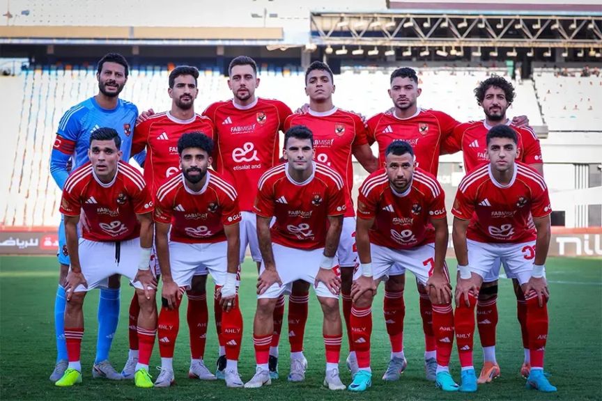 الاهلى يفشل فى اقتناص الفوز امام المصرى رغم الفرص الضائعة