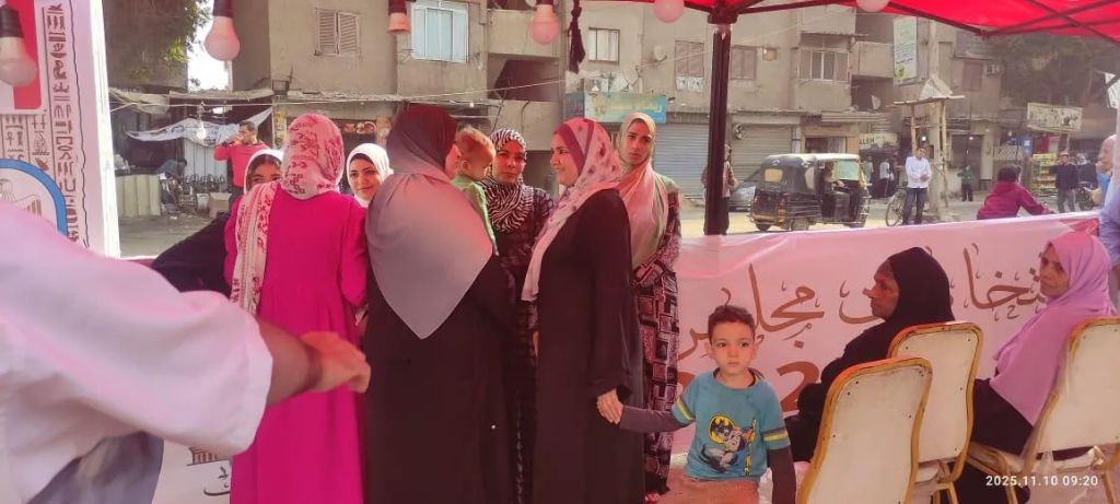 اقبال كثيف من اهالي مدينه الحوامديه على المشاركه فى العمليه الانتخابية