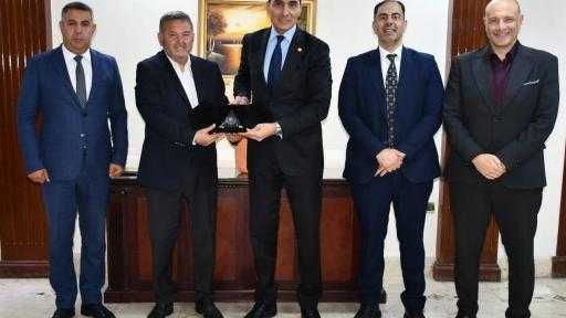 الأخبار